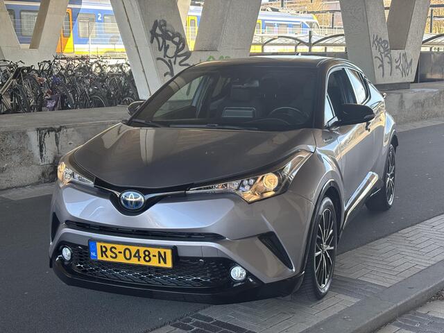Toyota C-HR 1.8 HYBRID AUTMAAT BI-TONE SPECIAL EDITION NAVI.CAMERA. LM. GARANTIE TOT 2028*