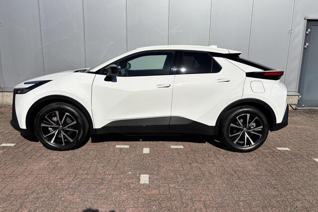 Toyota C-HR 2.0 Plug-in Hybrid 220 Dynamic , nieuw snel leverbaar !