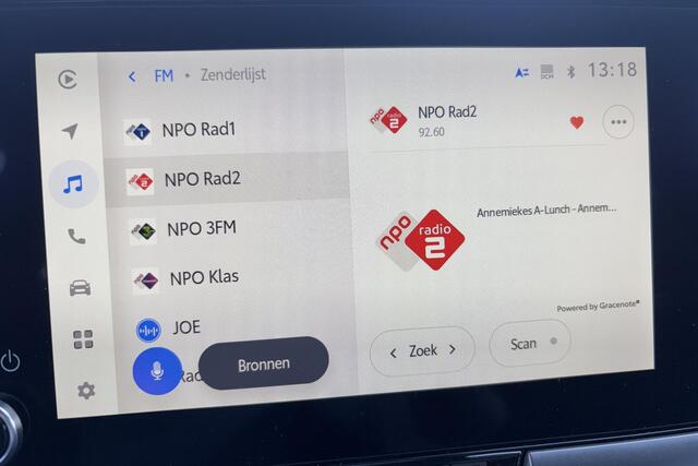 Toyota C-HR 2.0 Plug-in Hybrid 220 Business Plus Apple carplay, Android auto.