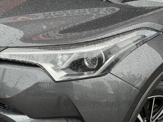 Toyota C-HR 1.8 Hybrid Executive // NAVI // CAMERA // CLIMA // ADAP. CRUISE // DODEHOEK // DAB // PDC //