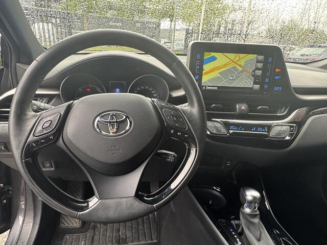 Toyota C-HR 1.8 Hybrid Executive // NAVI // CAMERA // CLIMA // ADAP. CRUISE // DODEHOEK // DAB // PDC //