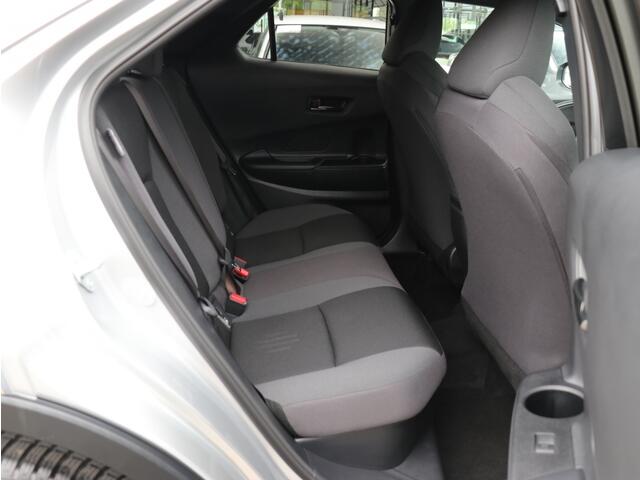 Toyota C-HR 1.8 Hybrid 140 Dynamic I Navi I Keyless I Dodehoekdetectie