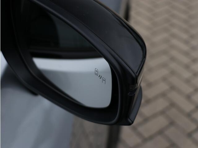 Toyota C-HR 1.8 Hybrid 140 Dynamic I Navi I Keyless I Dodehoekdetectie