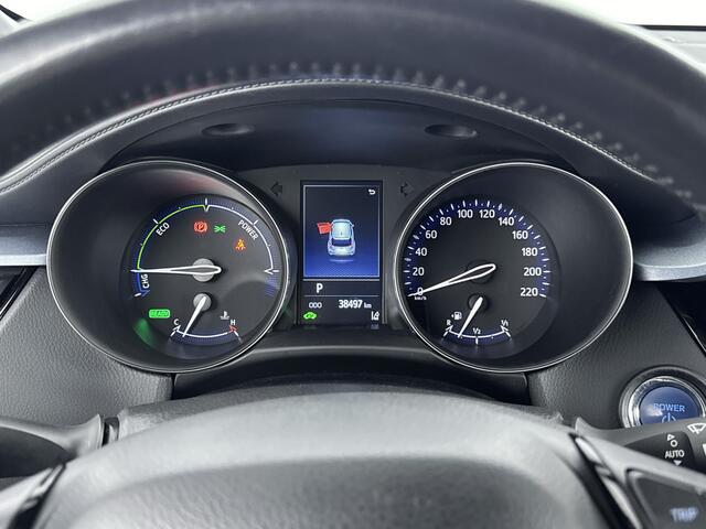 Toyota C-HR 1.8 Hybrid Dynamic Limited | Stoelverwarming | Apple Carplay /- Android Auto |