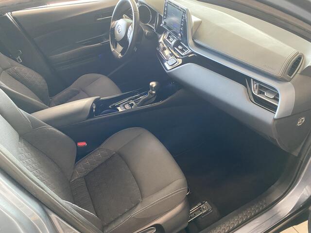 Toyota C-HR 1.8 Hybrid Dynamic Edition