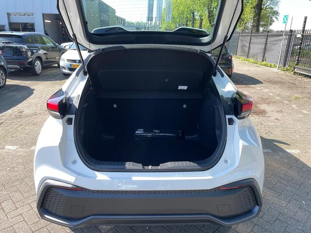 Toyota C-HR 1.8 Hybrid 140 Active | Nederlandse auto |