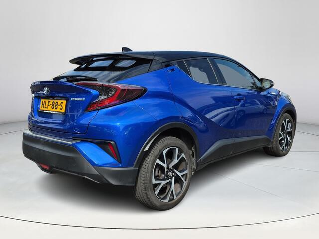 Toyota C-HR 1.8 Hybrid Bi-Tone | Lederen bekleding | LED Koplampen | Stoelverwarming | Navigatie |