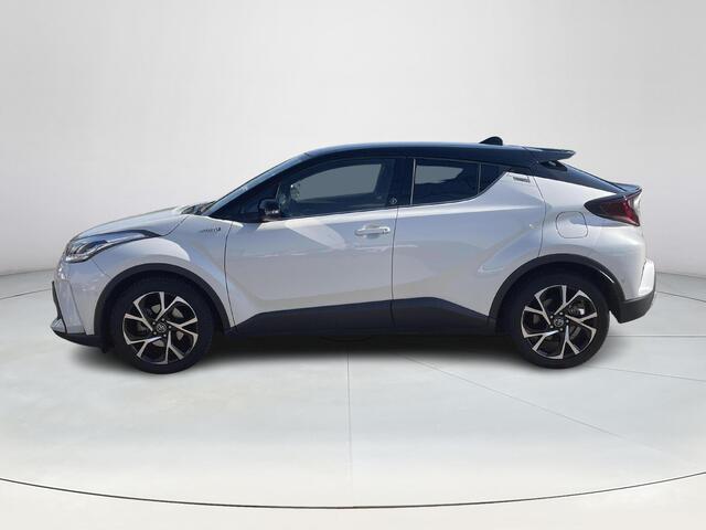 Toyota C-HR 2.0 Hybrid Bi-Tone **ALL SEASON BANDEN/ STUURVERWARMING/ NAVIGATIE**