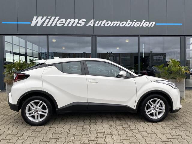 Toyota C-HR 1.8 Hybrid Active Adaptive Cruise, App-Connect & Camera