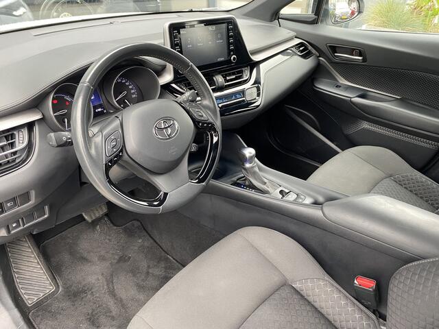 Toyota C-HR 1.8 Hybrid Active Adaptive Cruise, App-Connect & Camera