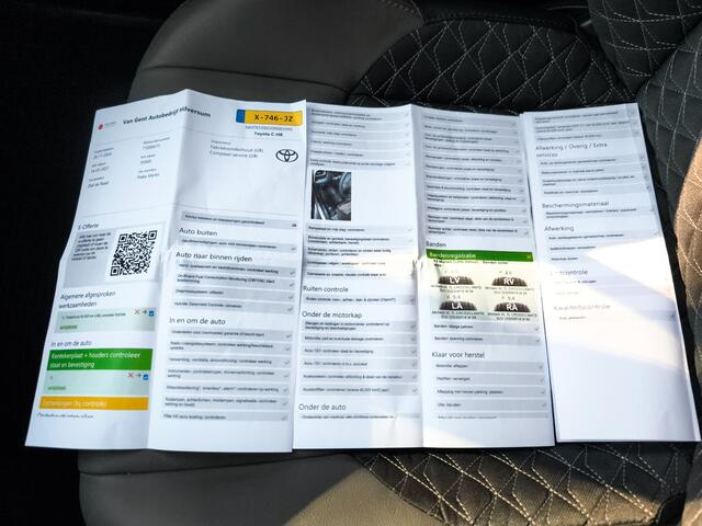 Toyota C-HR 2.0 Hybrid Executive (184PK) 1e-Eig. & Dealer-Onderh. BOVAG-Garantie. NL-Auto. Half-Leer, Trekhaak, Navigatie/Apple-Carplay/Android-Auto, Adaptieve-Cruisecontrol, Keylesss-Entry/Start, Parkeersensoren-V+A, Achteruitrijca Stoel/Stuur-Verwarming, DAB, Licht