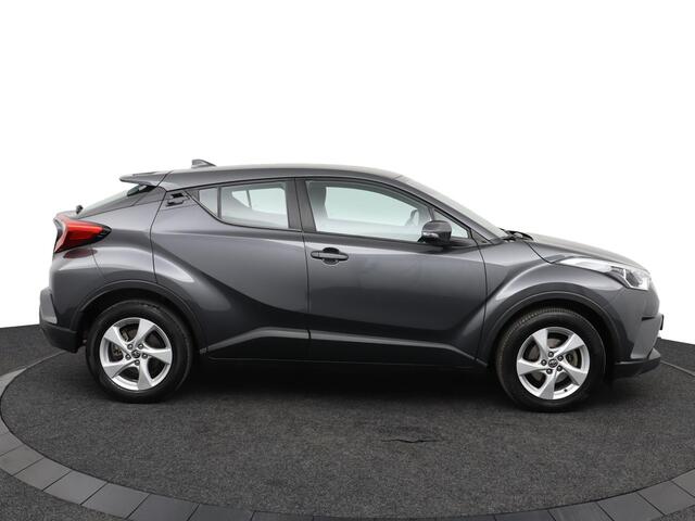 Toyota C-HR 1.2 benzine | Afneembare trekhaak | Trekgewicht 1300 kg | Navigatie | Cruisecontrol |