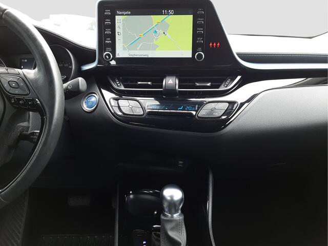 Toyota C-HR 2.0 Hybrid Dynamic | Apple CarPlay | Camera | LM Velgen |