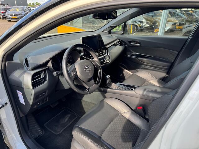 Toyota C-HR 1.8 Hybrid Executive - camera - navi - jbl audio