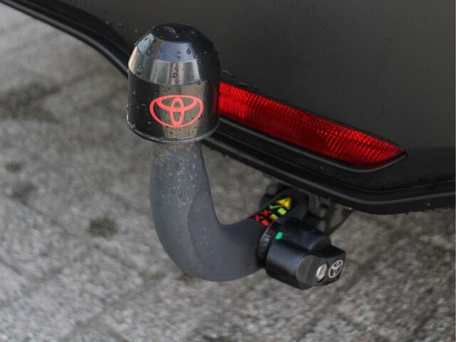 Toyota C-HR 1.8 Hybrid Dynamic Automaat Navigatie, Cruise Control Adaptief, Parkeersensoren Voor en Achter, Airco Automatisch