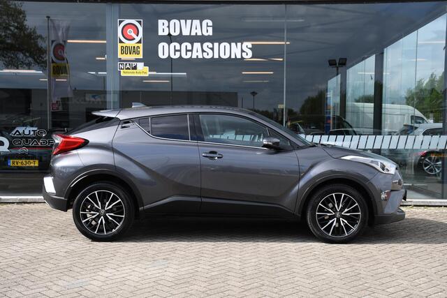 Toyota C-HR 1.2 Executive 1 EIGENAAR/ NAVIGATIE/ LM 18 INCH / KEYLESS / CRUISE.C