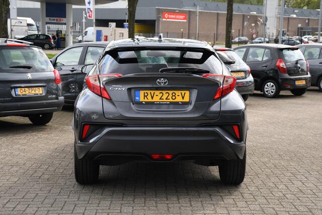 Toyota C-HR 1.2 Executive 1 EIGENAAR/ NAVIGATIE/ LM 18 INCH / KEYLESS / CRUISE.C