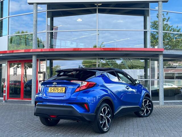 Toyota C-HR 1.8 Hybrid Dynamic | Navigatie | Camera | Stoel Verwarming | Climate Control |