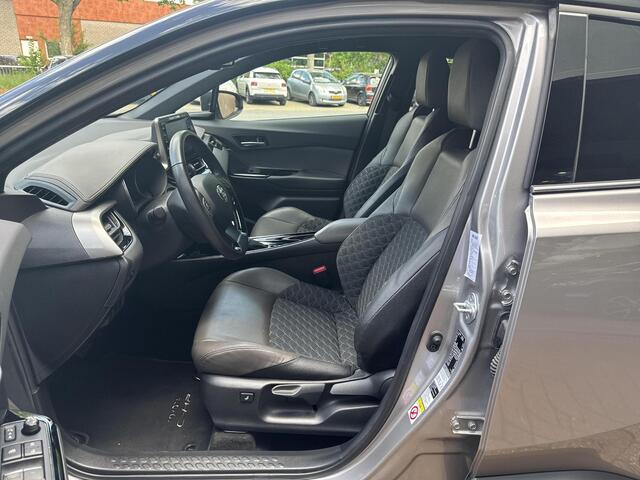 Toyota C-HR 1.8 Hybrid Executive | 06-10141018 Voor meer informatie