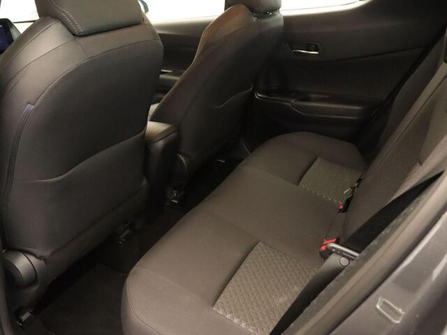 Toyota C-HR 1.8 Hybrid Dynamic - ORIGINEEL NEDERLANDSE AUTO - NAVIGATIE - PARKEERSENSOREN VOOR EN ACHTER - ACHTERUITRIJ CAMERA - ADAPTIVE CRUISE CONTROL - KEYLESS ENTRY & START