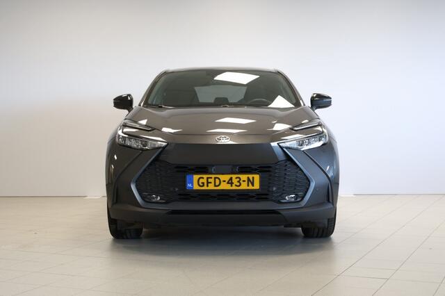 Toyota C-HR 1.8 Hybrid 140PK Active - Navigatie - 10 jaar Toyota garantie!