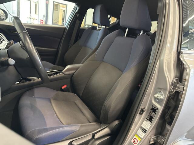 Toyota C-HR 1.2 Bi-Tone | CAMERA | NAVI | KEYLESS | LMV | METALLIC | LED