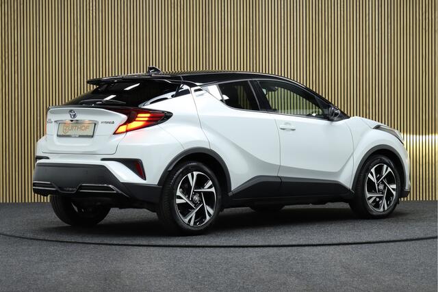 Toyota C-HR 2.0 Hybrid Dynamic | Adaptive-cruise | Apple Carplay & Android Auto | Camera | Navigatie | Keyless | Dodehoekdetectie
