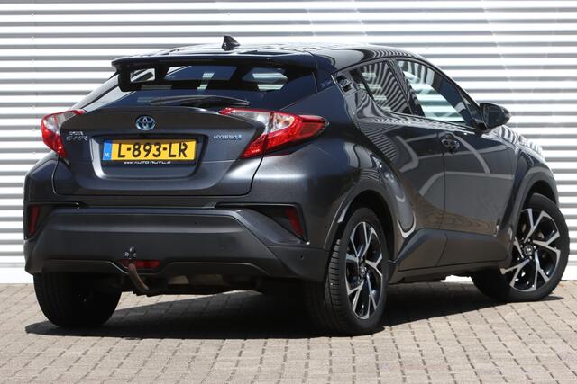 Toyota C-HR 1.8 Hybrid Executive Bi-Tone JBL / Leer