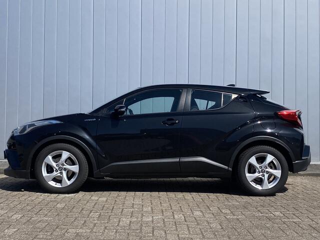 Toyota C-HR 1.8 Hybrid Dynamic NL Auto Trekhaak Navi Keyless 4Season banden