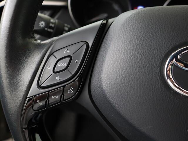 Toyota C-HR 1.8 Hybrid Executive I Navigatie I Climate Control I Cruise Control I Camera I USB I LM Velgen I Stoelverwarming Voor I Keyless Entry/Start I