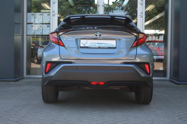 Toyota C-HR 1.8 HYBRID TEAM D, Apple Carplay/ Android Auto, Clima, LED, etc.