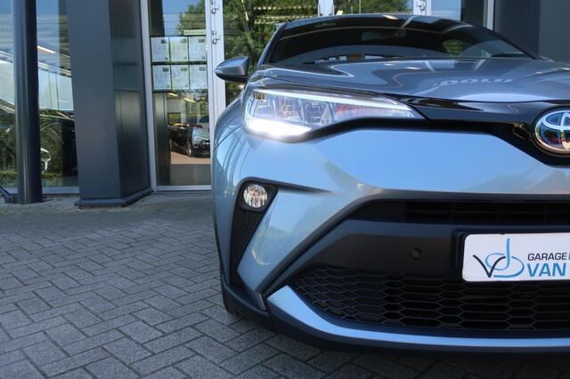 Toyota C-HR 1.8 HYBRID TEAM D, Apple Carplay/ Android Auto, Clima, LED, etc.