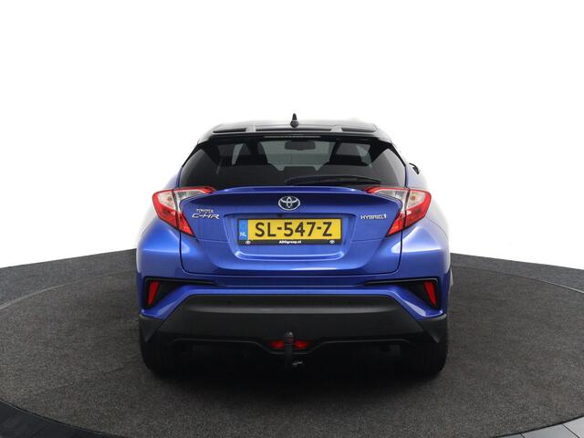 Toyota C-HR 1.8 Hybrid Bi-Tone | Trekhaak | Stoelverwarming | Navigatie | Keyless Entry |