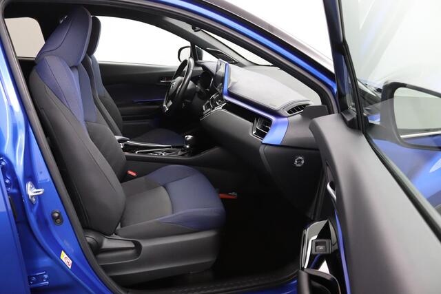 Toyota C-HR 1.8 Hybrid Bi-Tone | Trekhaak | Stoelverwarming | Navigatie | Keyless Entry |