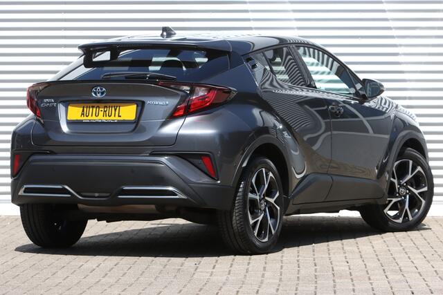 Toyota C-HR 2.0 Hybrid Team-D Winter-pakket / Safety-pakket
