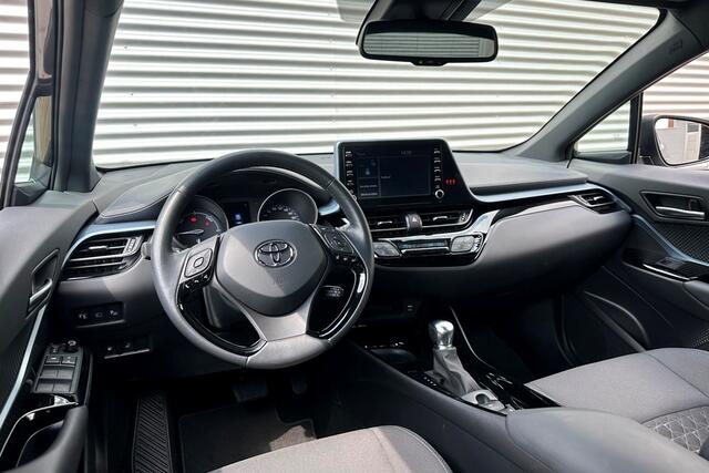 Toyota C-HR 2.0 Hybrid Team-D Winter-pakket / Safety-pakket