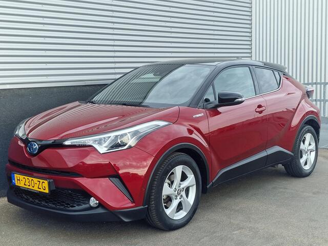 Toyota C-HR 1.8 Hybrid Style CVT-Automaat Incl: FullMap navigatie, Adaptieve Cruiscontrol, Climate control, Blindspot monitor, PArelmoer rood met zwart dak, LM velgen, Stoelverwarming.