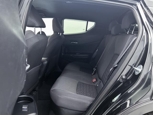 Toyota C-HR 2.0 Hybrid First Edition | 184 PK | JBL | Blindspot | Full LED | Stoelverwarming | Navigatie | Dealer Onderhouden |