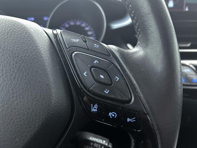 Toyota C-HR 2.0 Hybrid First Edition | 184 PK | JBL | Blindspot | Full LED | Stoelverwarming | Navigatie | Dealer Onderhouden |