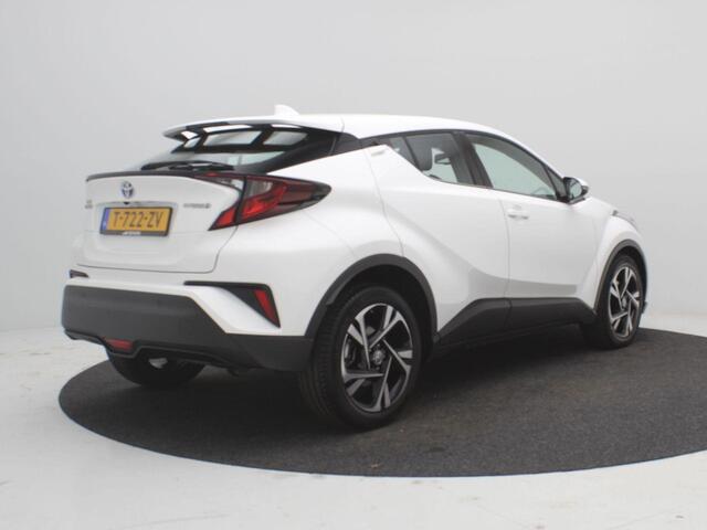Toyota C-HR 1.8 Hybrid Dynamic / Adaptieve Cruise Control / Navigatie / 1ste Eigenaar / Airco Climate Control / Achteruitrijcamera / Historie bekend / LMV /