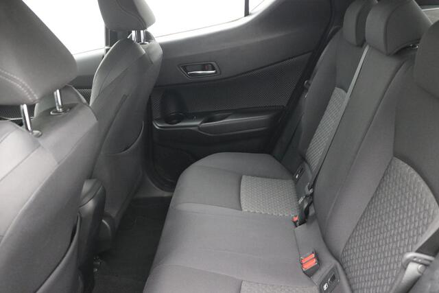Toyota C-HR 1.8 Hybrid Dynamic / Adaptieve Cruise Control / Navigatie / 1ste Eigenaar / Airco Climate Control / Achteruitrijcamera / Historie bekend / LMV /