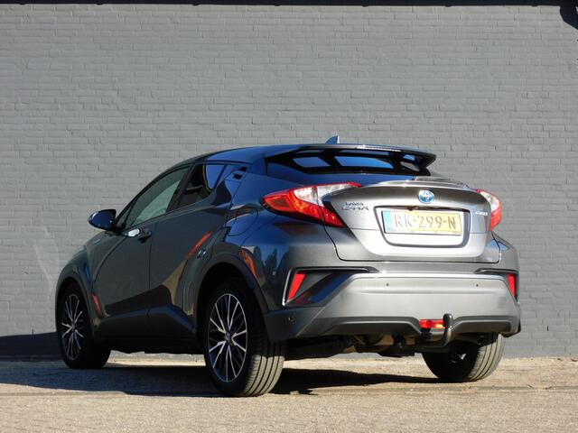 Toyota C-HR 1.8 Hybrid Executive 1e EIGENAAR! DEALER ONDERHOUDEN! NAVI! CAMERA! CLIMA! CRUISE! TREKHAAK!