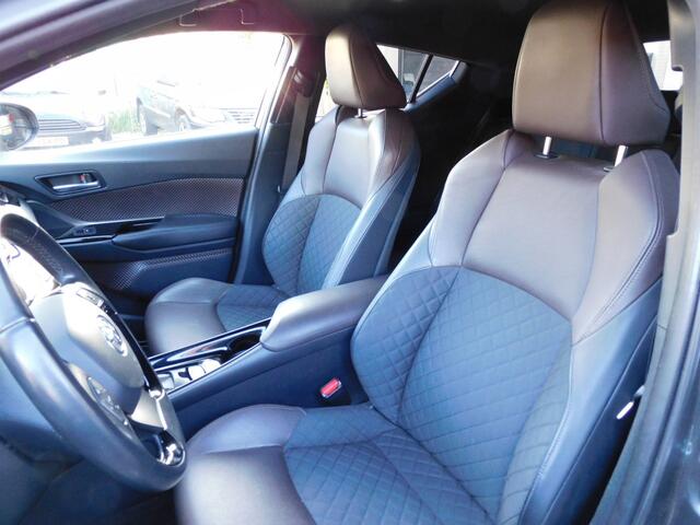 Toyota C-HR 1.8 Hybrid Executive 1e EIGENAAR! DEALER ONDERHOUDEN! NAVI! CAMERA! CLIMA! CRUISE! TREKHAAK!