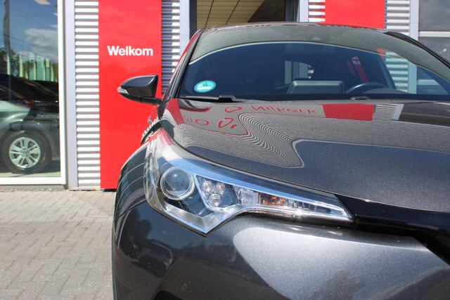 Toyota C-HR 1.8 Hybrid Executive met trekhaak