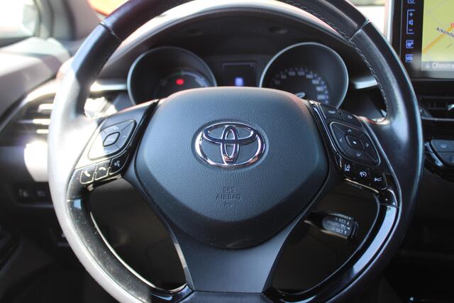 Toyota C-HR 1.8 Hybrid Executive met trekhaak