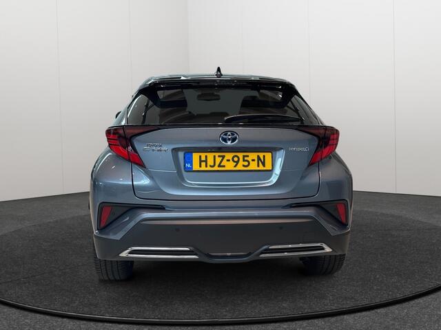 Toyota C-HR 2.0 Hybrid Dynamic | Navi | Stoel- stuurverwarming | Apple carplay Android Auto | parkeerhulp voor- achter