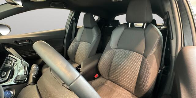 Toyota C-HR 2.0 Hybrid Dynamic | Navi | Stoel- stuurverwarming | Apple carplay Android Auto | parkeerhulp voor- achter