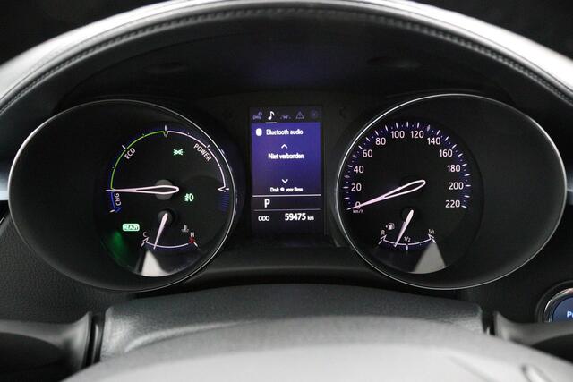 Toyota C-HR 2.0 Hybrid Bi-Tone | Stuur en stoelverwarming | Parkeersensoren | Keyless |