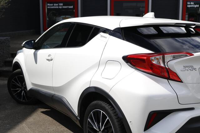 Toyota C-HR 1.2 Executive, 1300 KG Trekgewicht!