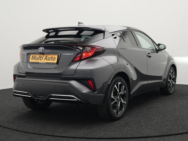 Toyota C-HR 2.0 Hybrid Dynamic 184pk | Dode Hoek | Camera | Carplay | Stoelen/Stuur Verwarming | DAB | Led | Keyless | 18"L.M |